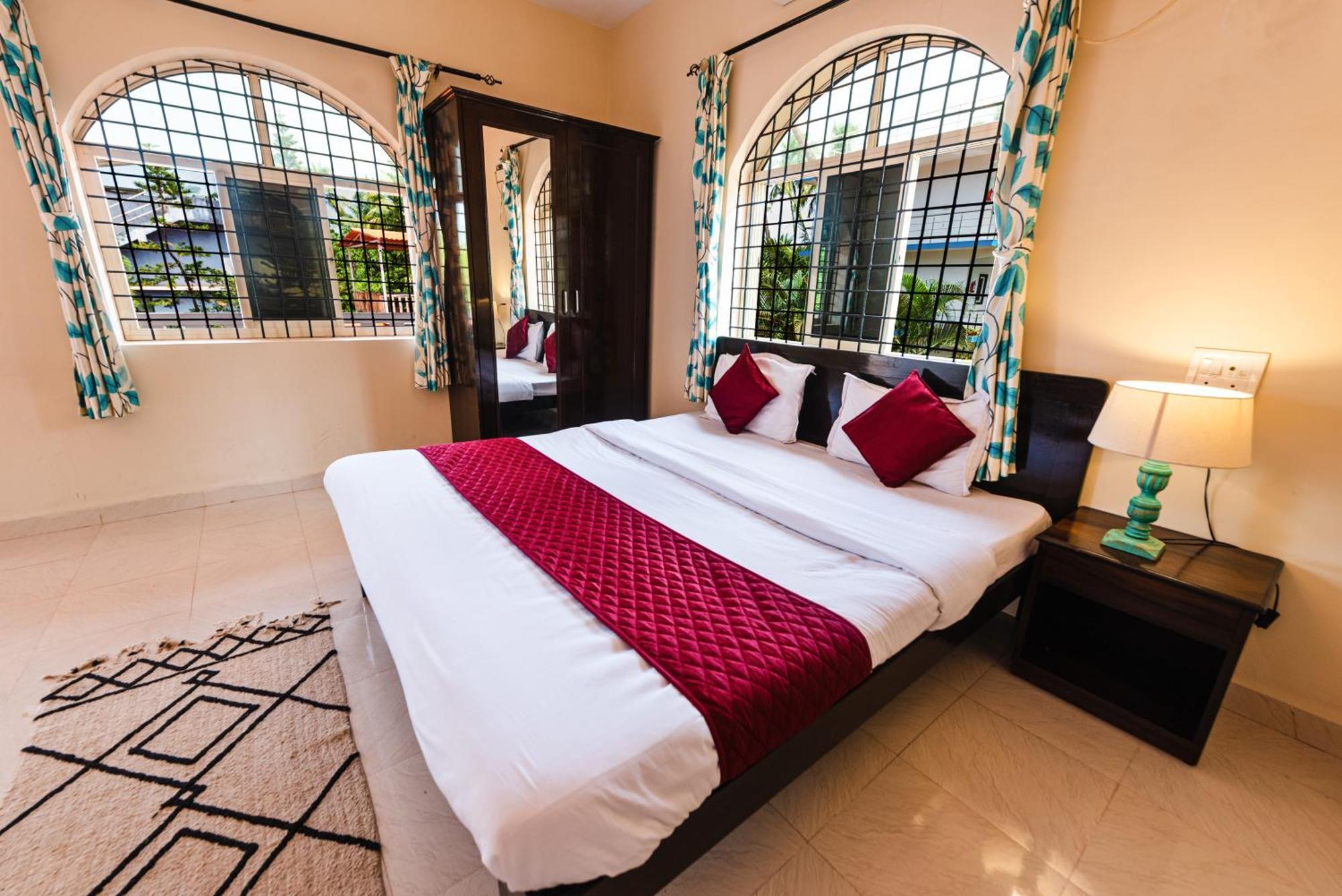 Hotel La Paulo'S Near Beach Resort Morjim Εξωτερικό φωτογραφία